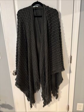 Nostalgia Dark Gray Open-Front Fringed Knit Poncho